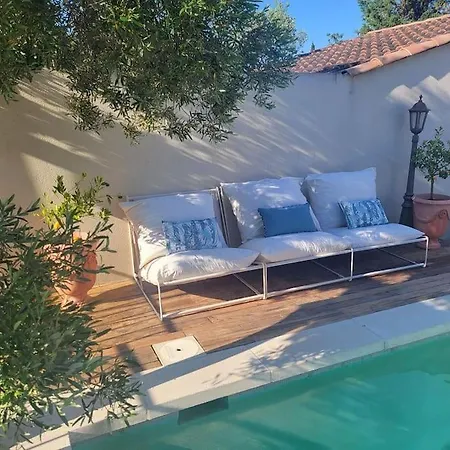 Charmante Maison Provencale Avec Piscine Holiday home *